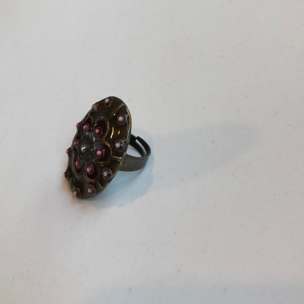Flower Ring - Picture 3 of 6
